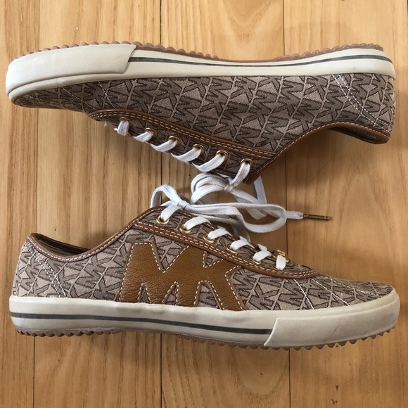 NWOT Michael Kors Repeat Logo Print Sneakers - Picture 4 of 7